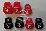 Номерки для ключей №108. Материал номерка - красный и черный акрил 3 мм. Нанесение - гравировка с прокраской и нанесением логотипа.