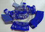 Номерки для ключей №15. Материал номерка - синий акрил 3 мм. Размер номерка 40х20 мм. Нанесен просто номер.