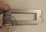 Табличка карман в виде рамки №110. Просто рамка из акрила металлик серебро 3 мм.