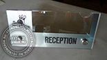 Настольная табличка с карманом"Reception" №3. Серебрянный акрил, гравировка. Панели из прозрачного акрила 2 мм.