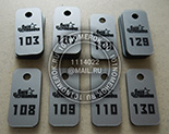 Номерки для ключей металлик №25 для фитнес клуба "Лига чемпионов". Размер номерка 20х40 мм. Нумерация фирменным шрифтом.
